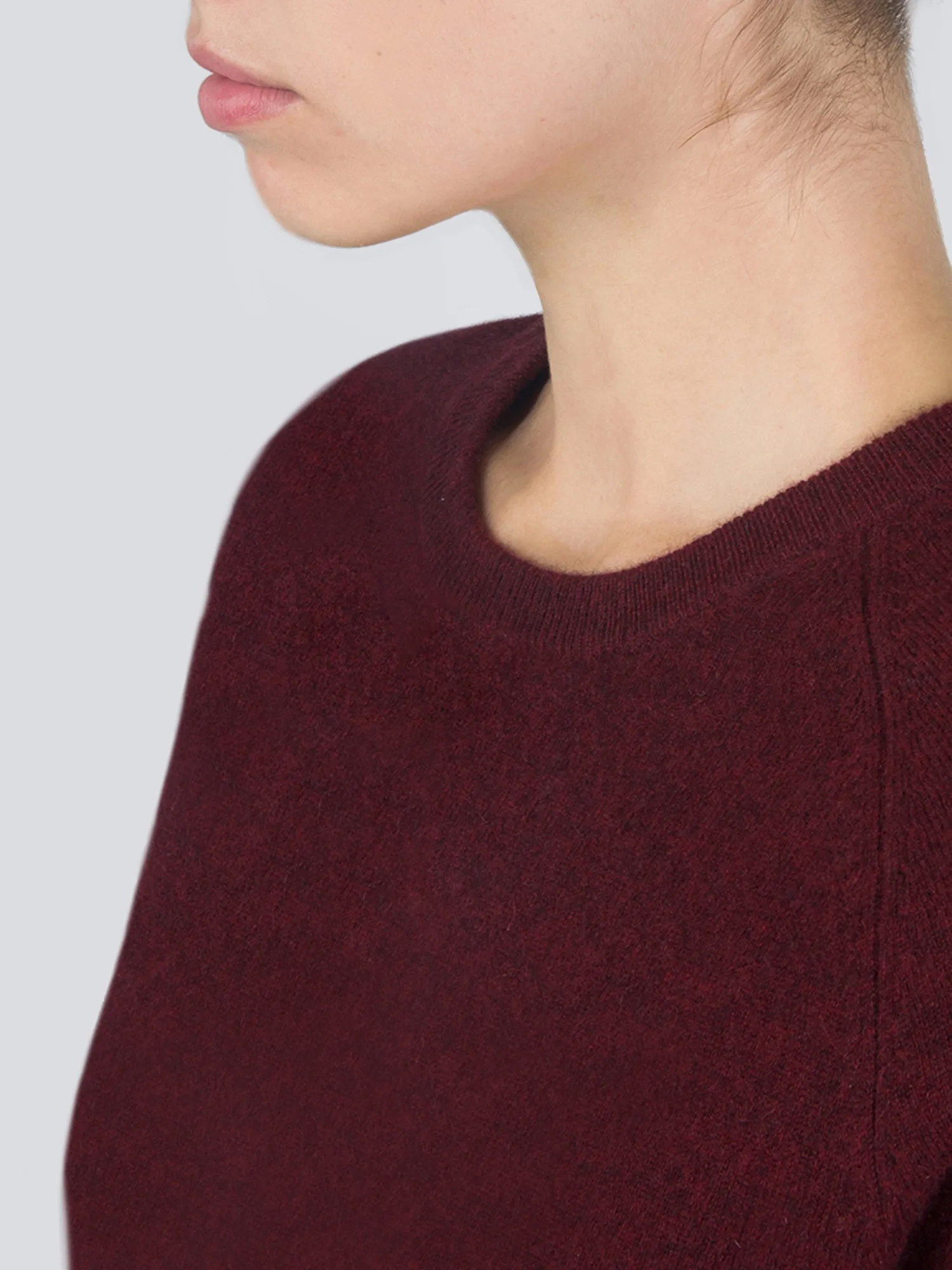 Classic Crew Neck Sweater_Burgundy