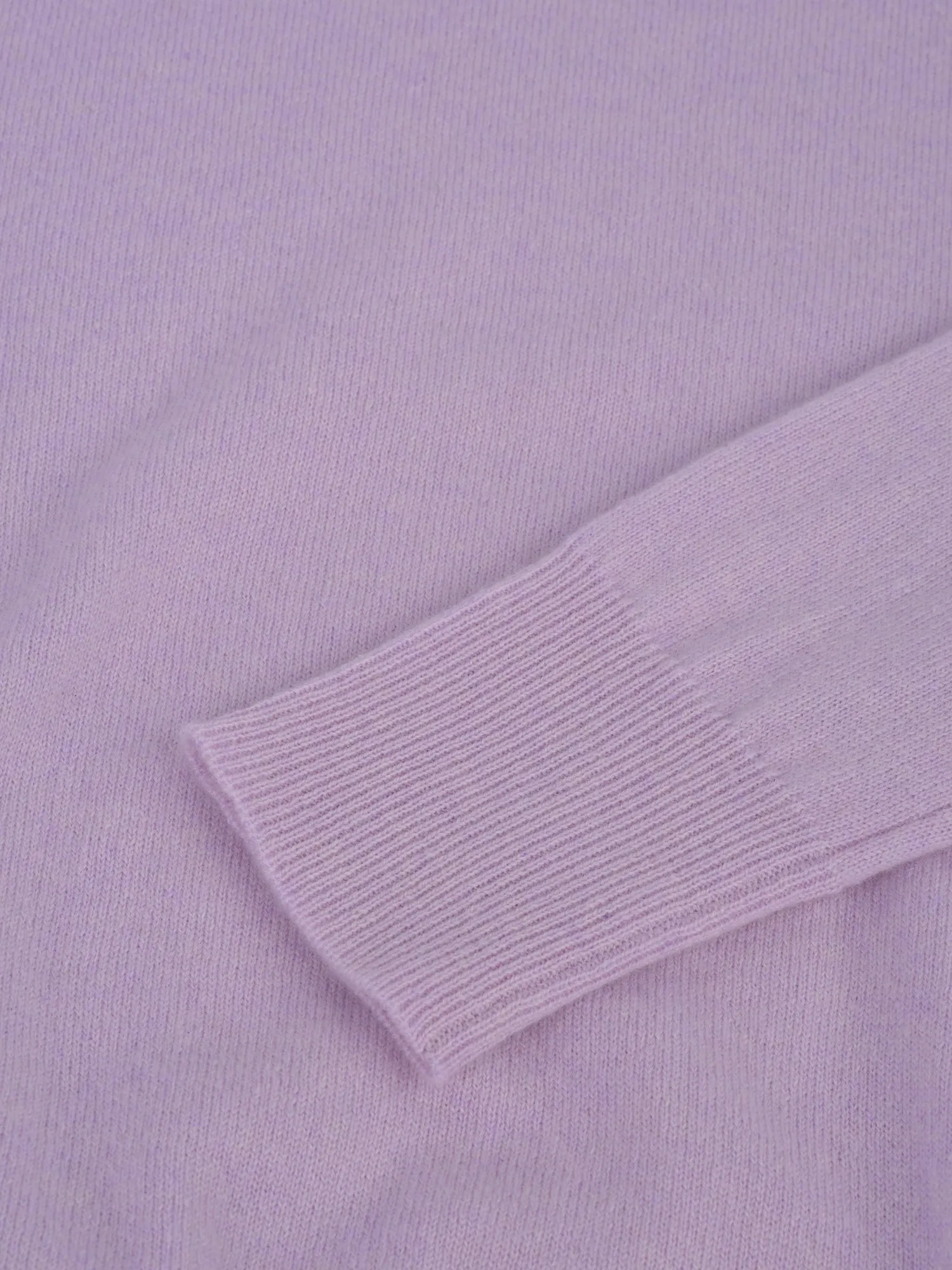 Classic Crew Neck Sweater_Lavender