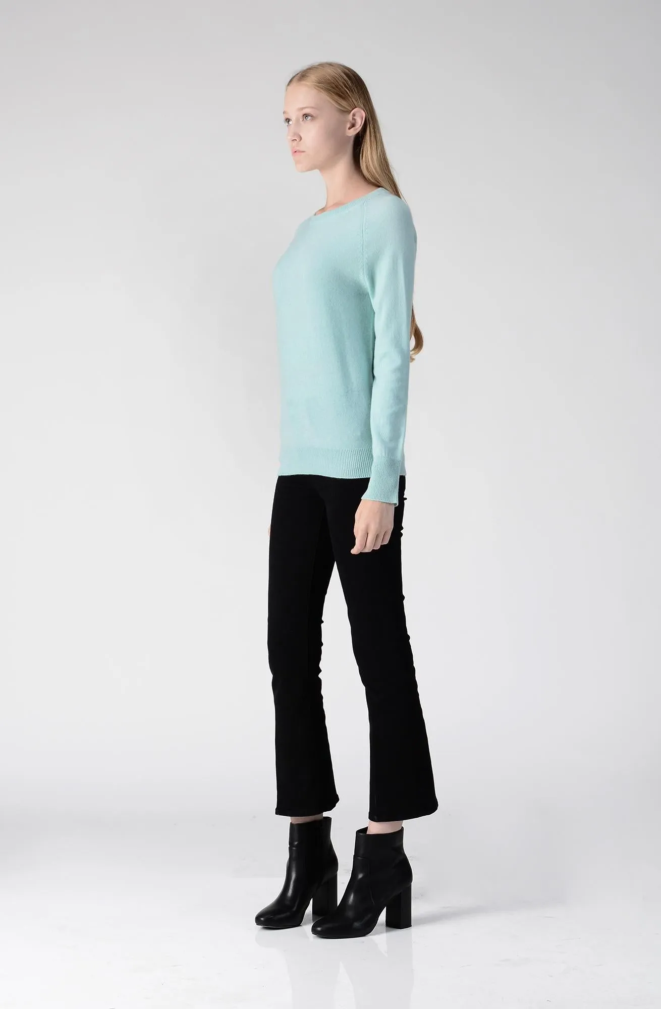 Classic Crew Neck Sweater_Mint