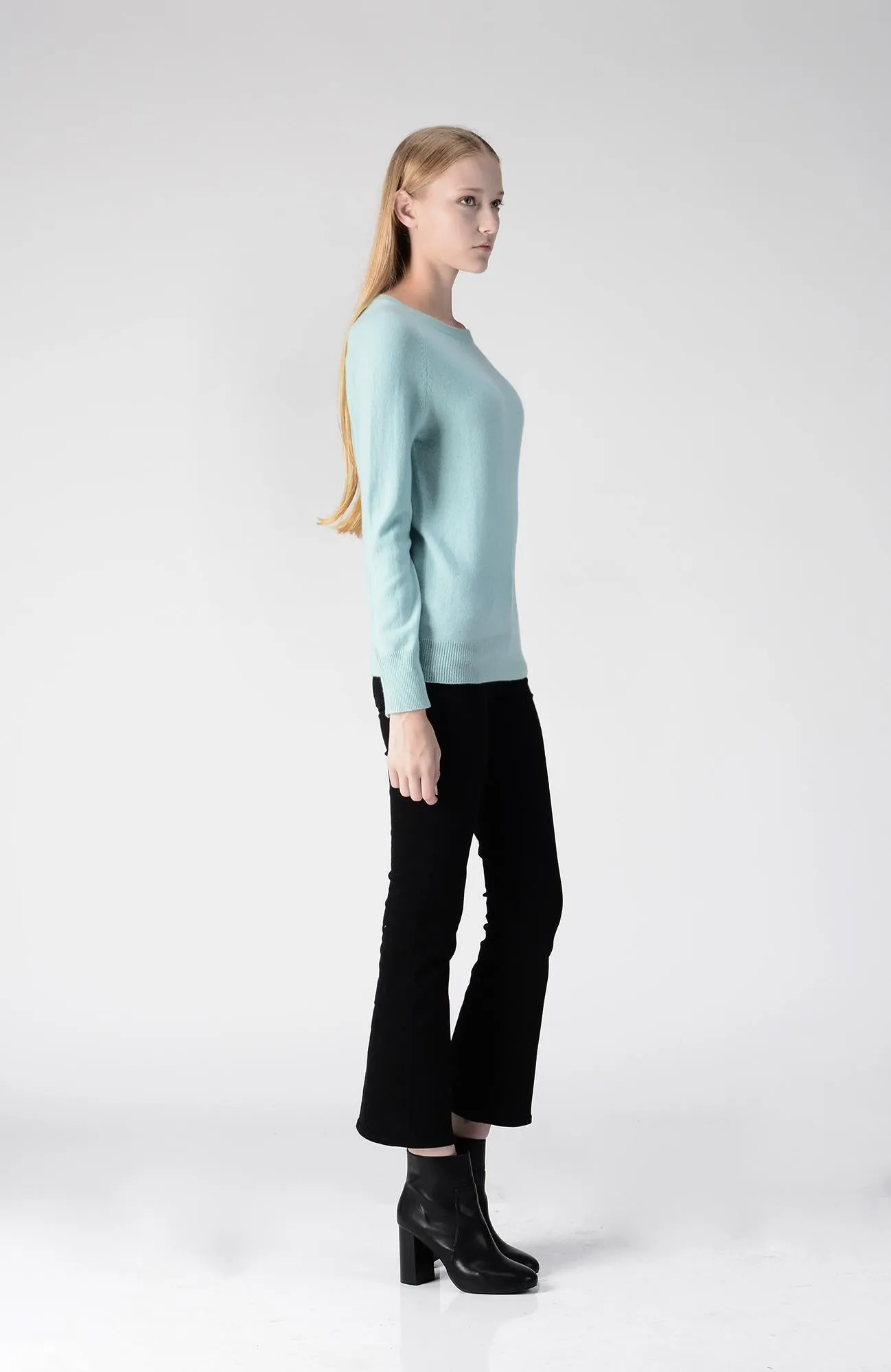 Classic Crew Neck Sweater_Mint