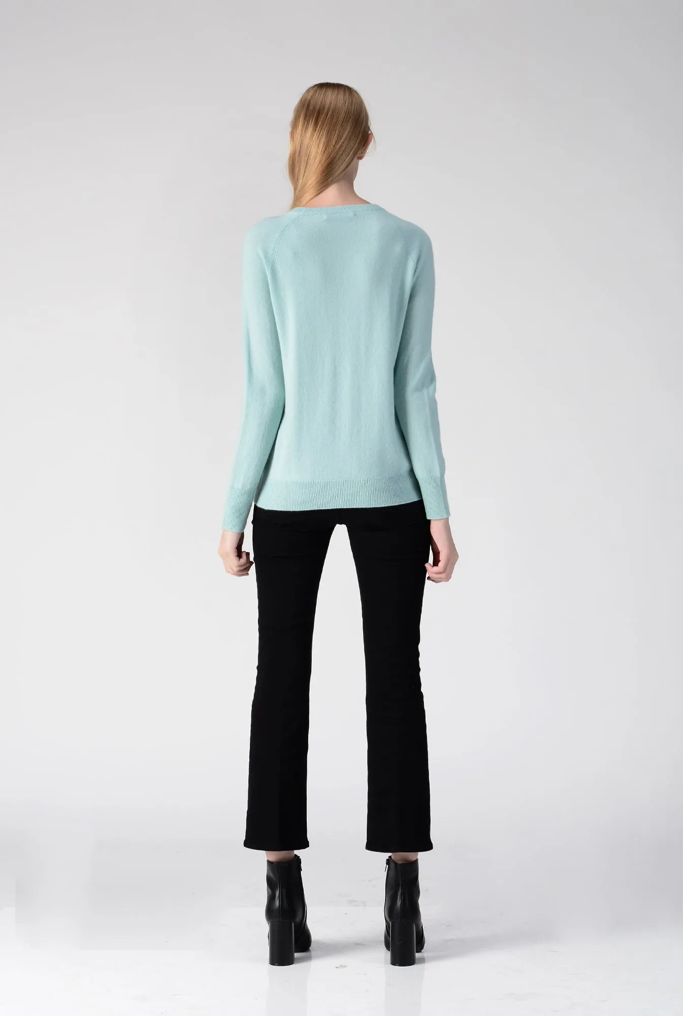 Classic Crew Neck Sweater_Mint