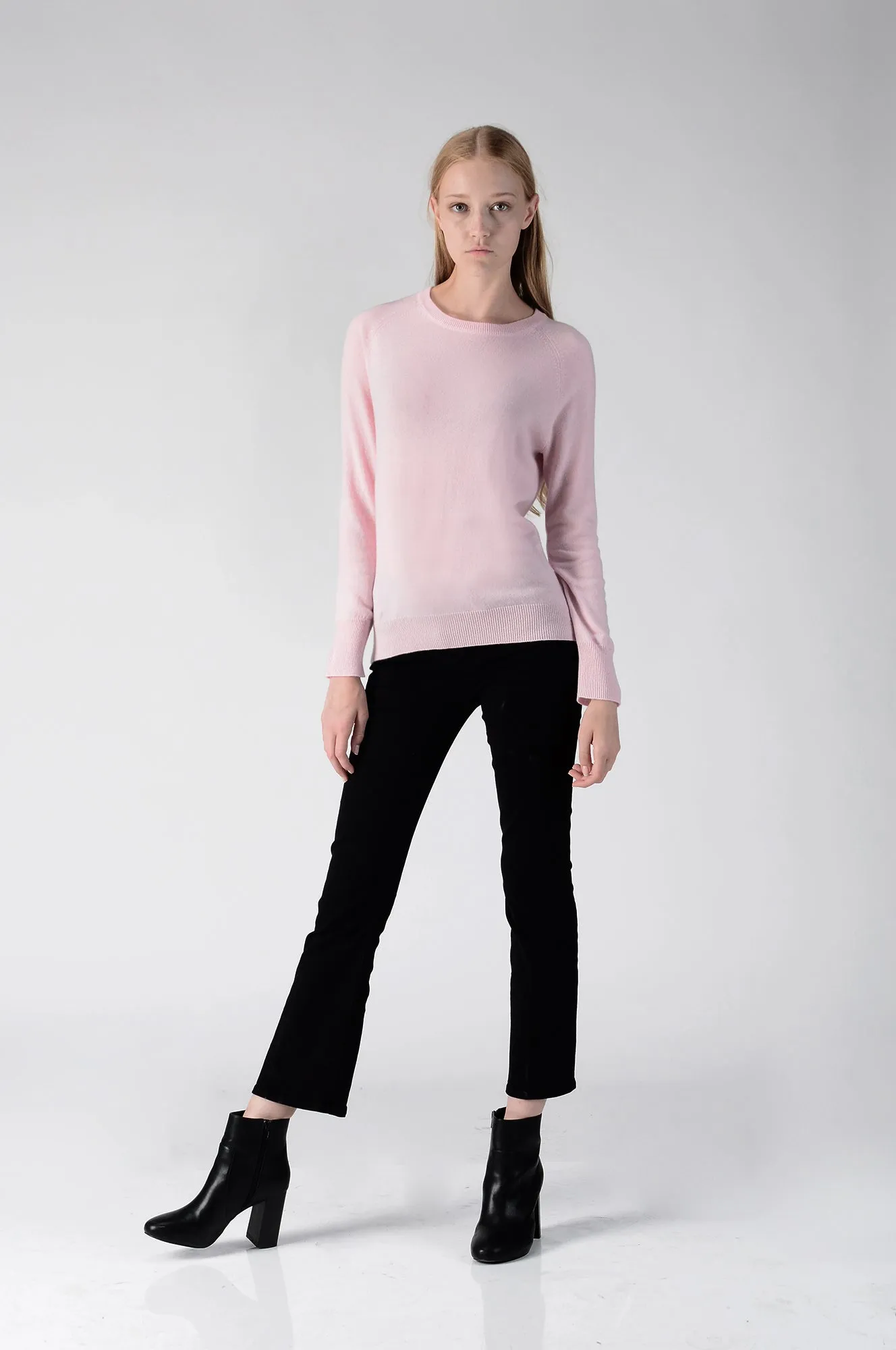 Classic Crew Neck Sweater_Pink