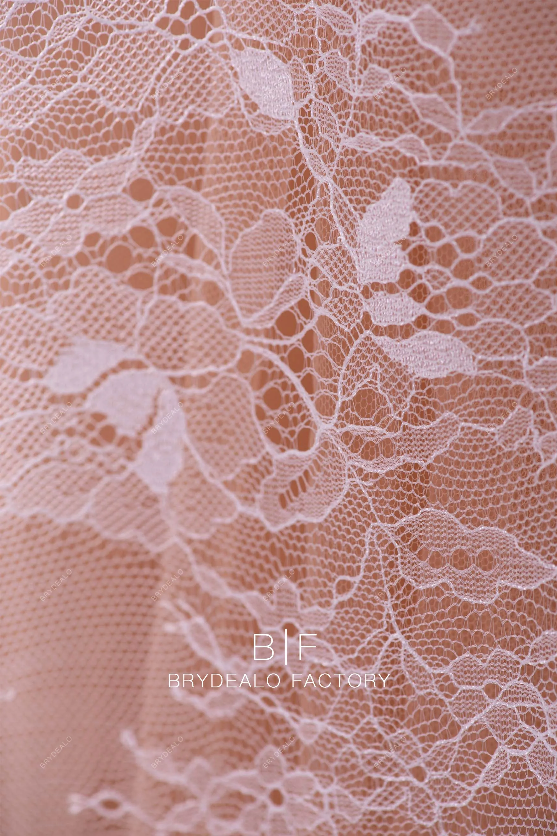Delicate Flower Motif Warp Knitted Lace Fabric