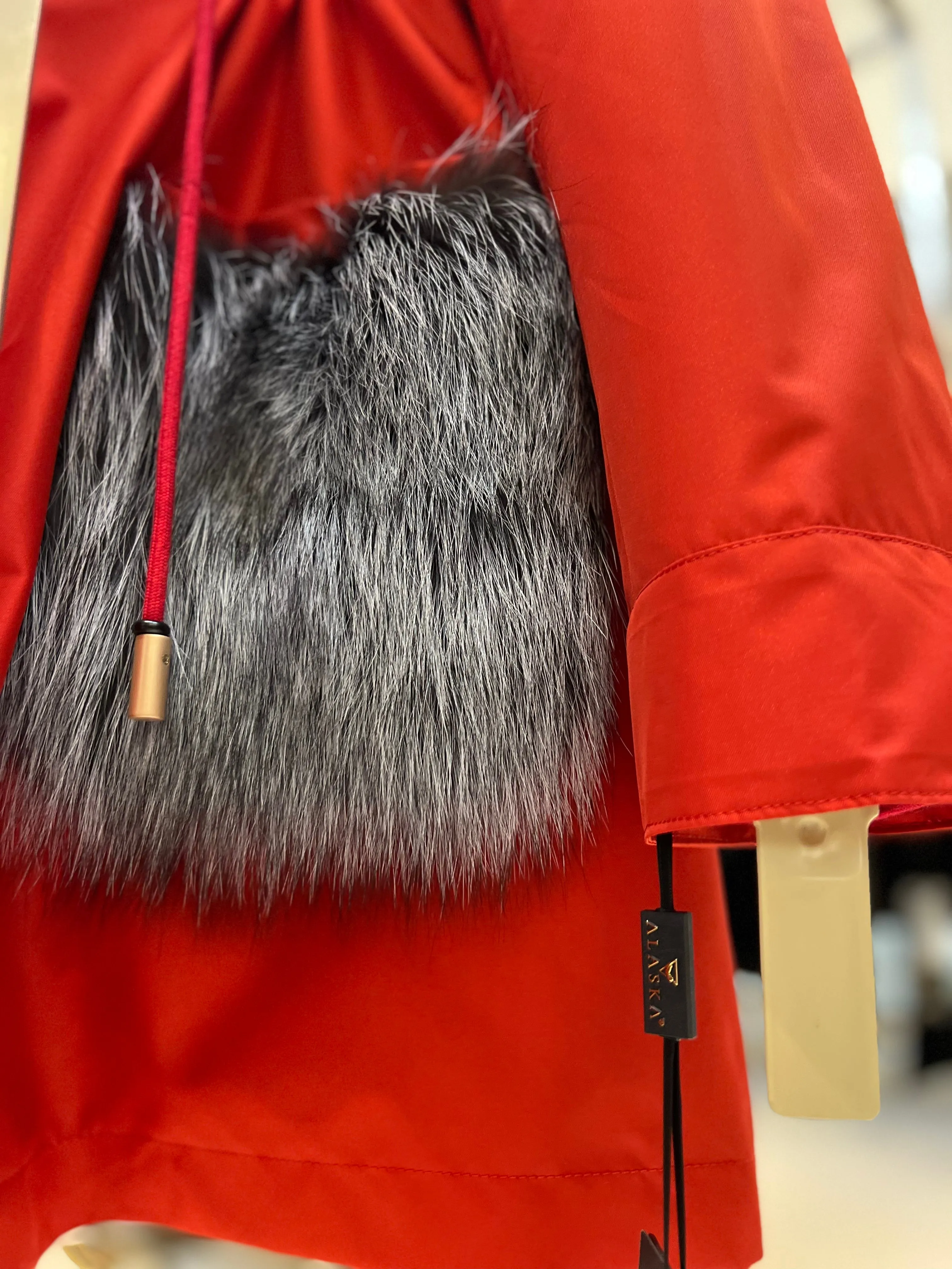 Genuine Silver Fox Fur Rabbit Fur Insulated Parka