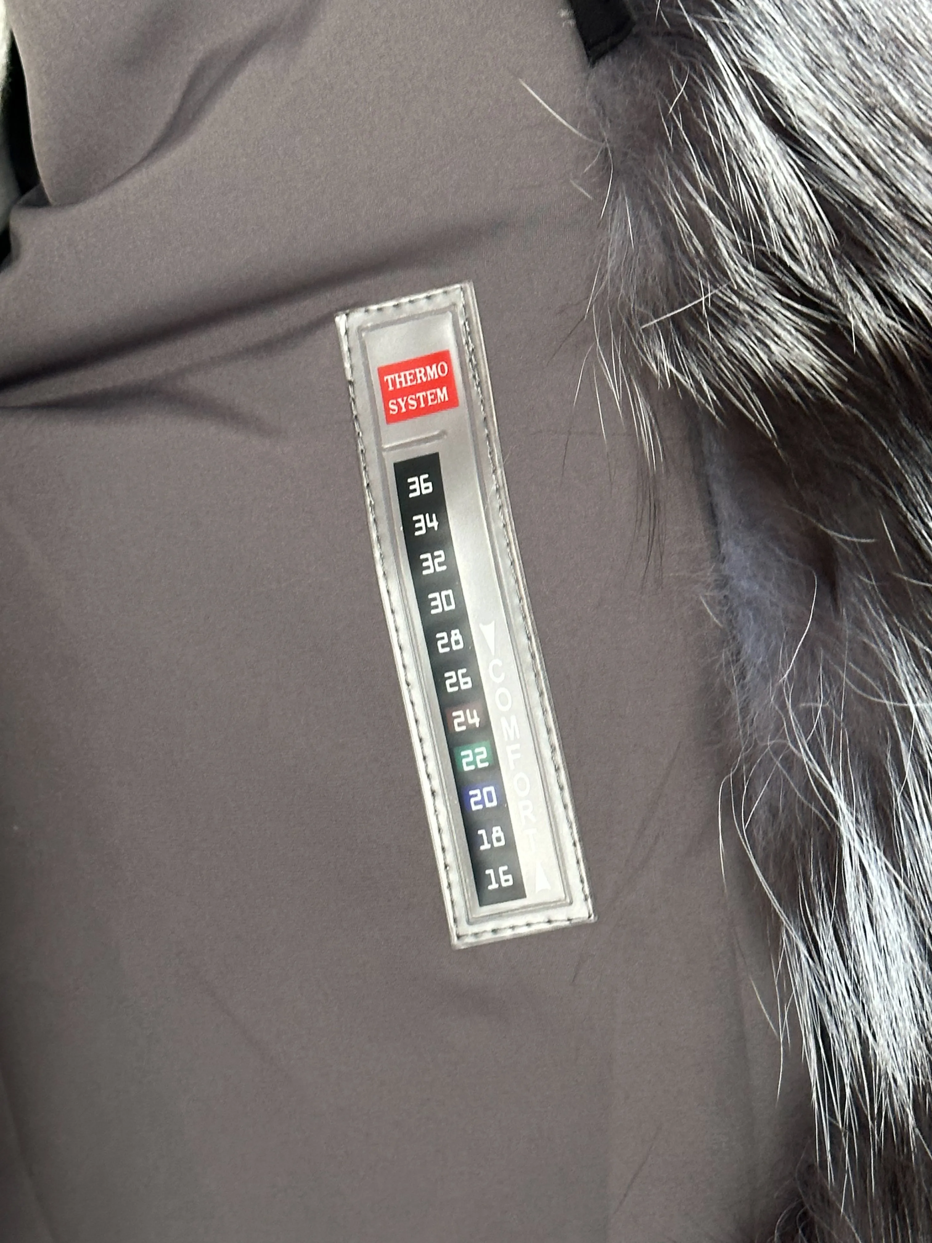 Genuine Silver Fox Fur Rabbit Fur Insulated Parka