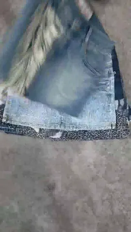 HE173 Y2K Denim Mini Skirt
- 15 Pcs
