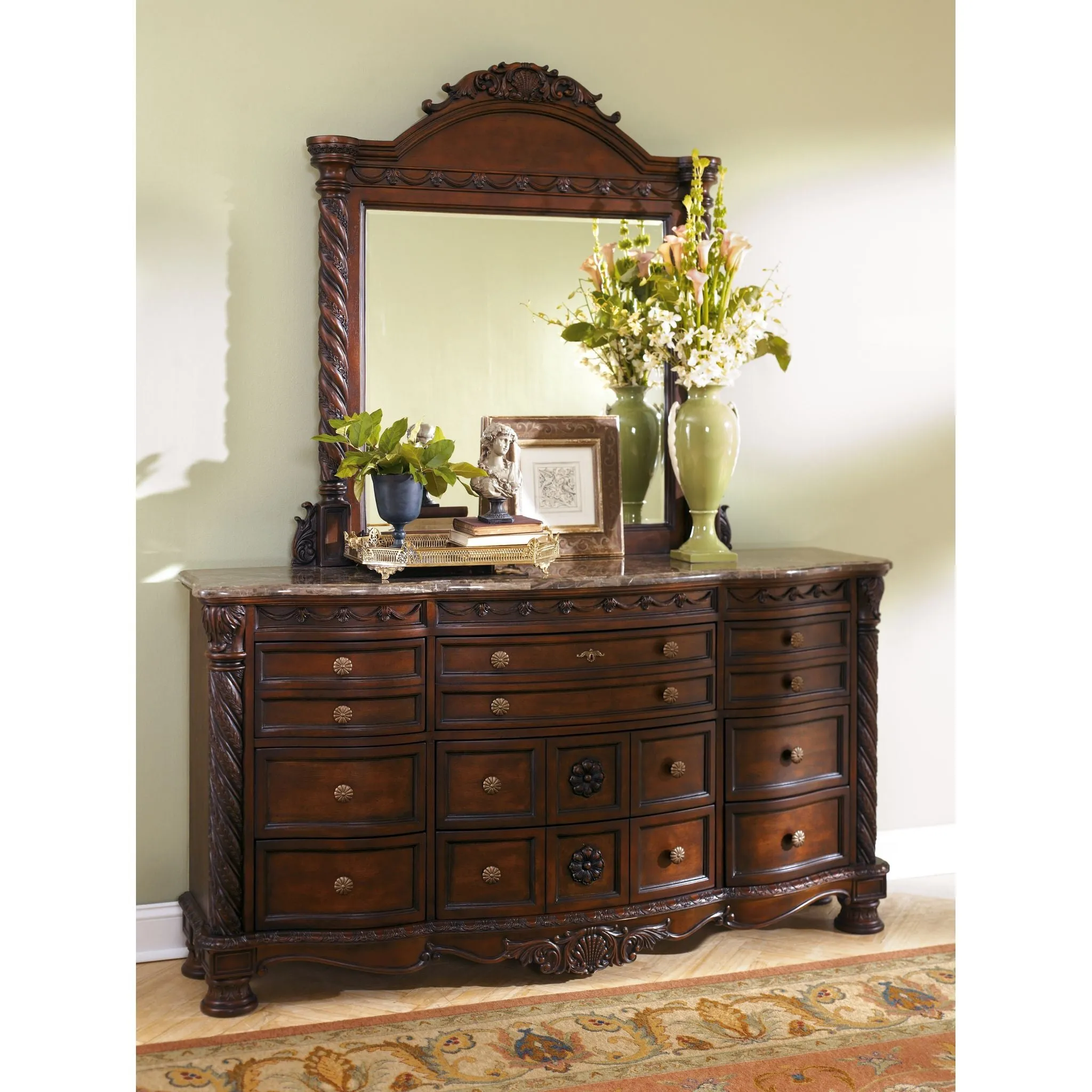 North Shore Dresser