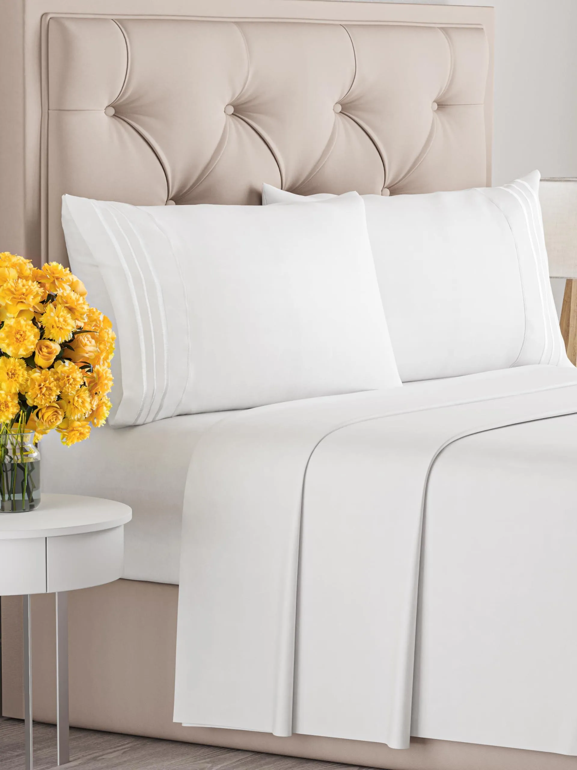 Queen Size 4 Piece Sheet Set - Comfy Breathable & Cooling